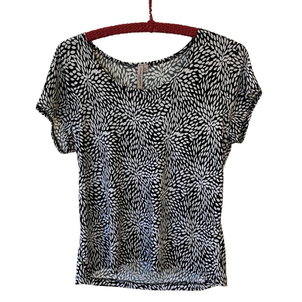 Vintage Y2K Susan Lawrence Black and White Patterned Women's Top
